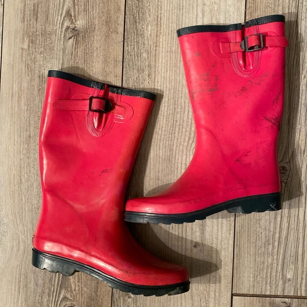 Size 8 Ranger Rain Boots Women’s